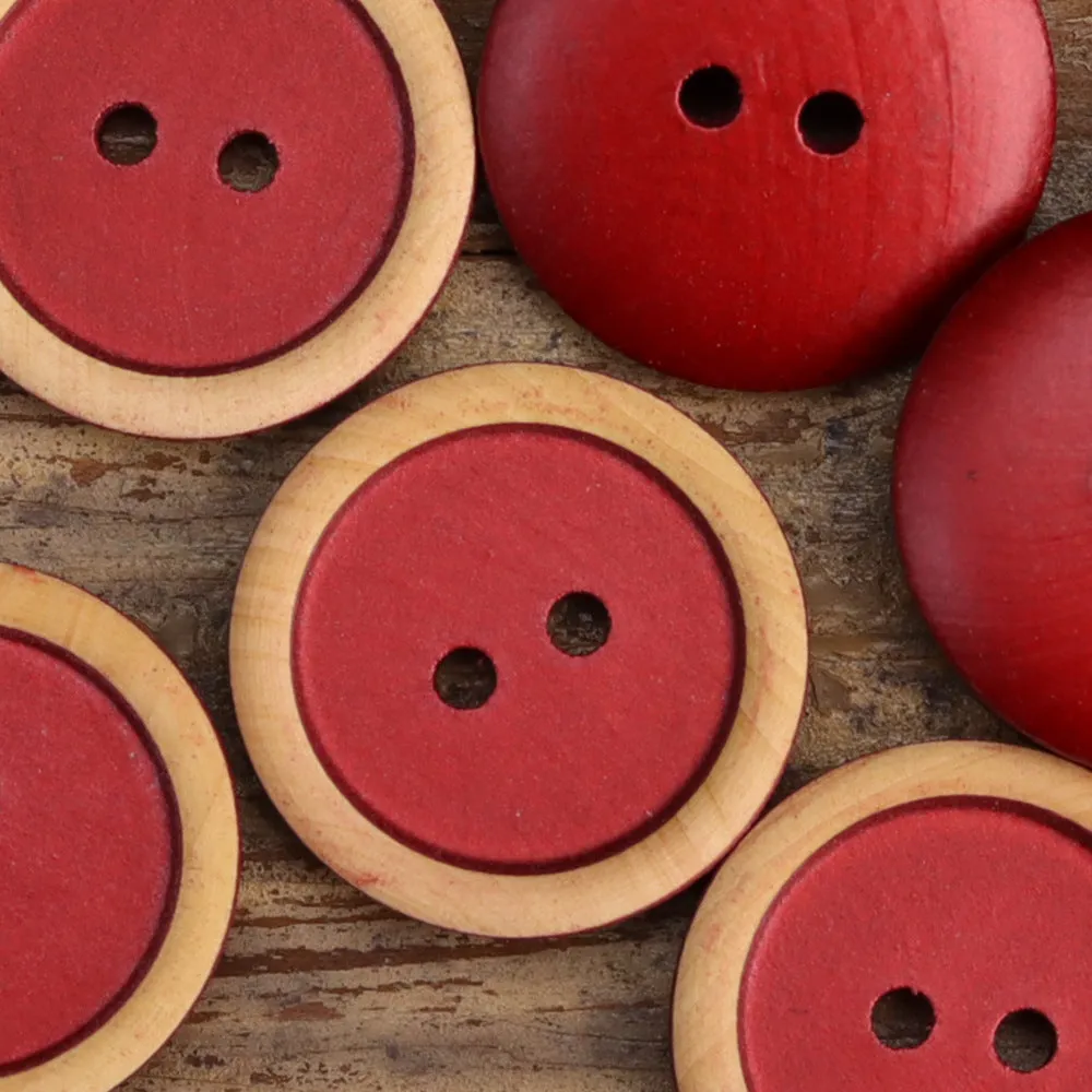 18-40L Round 2-Hole Wooden Buttons Red Green White 30 Pack