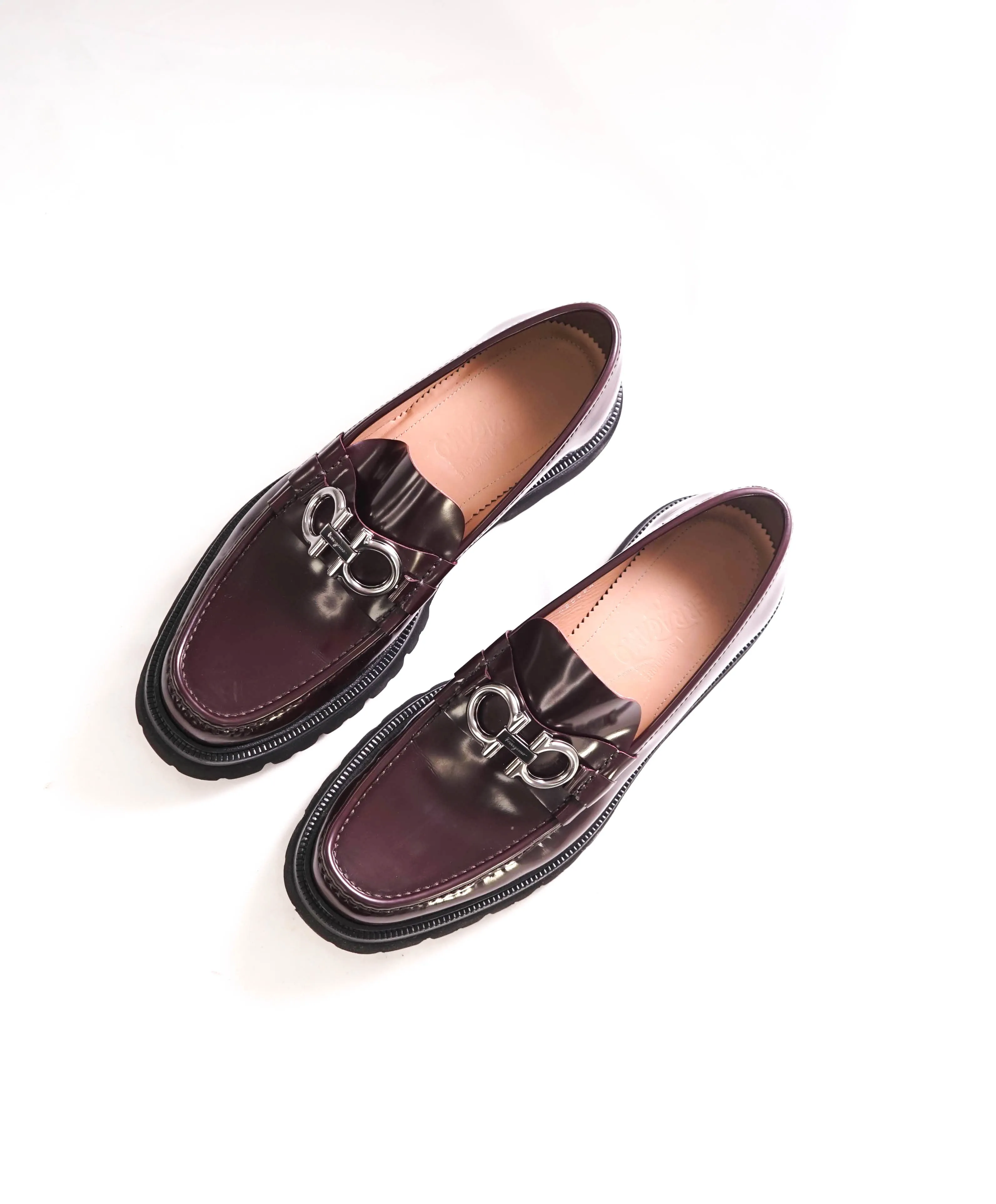 $930 SALVATORE FERRAGAMO - *BLEEKER* Cherrry Leather Lug Sole Loafer - 11 US