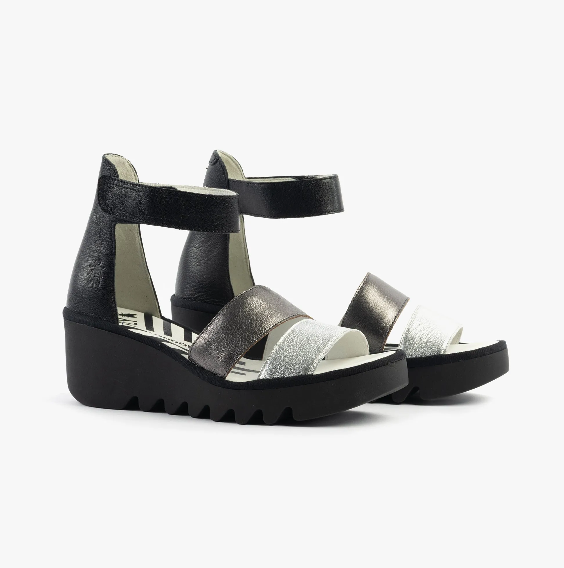 BONO290FLY Womens Sandals Silver/Graphite/Black