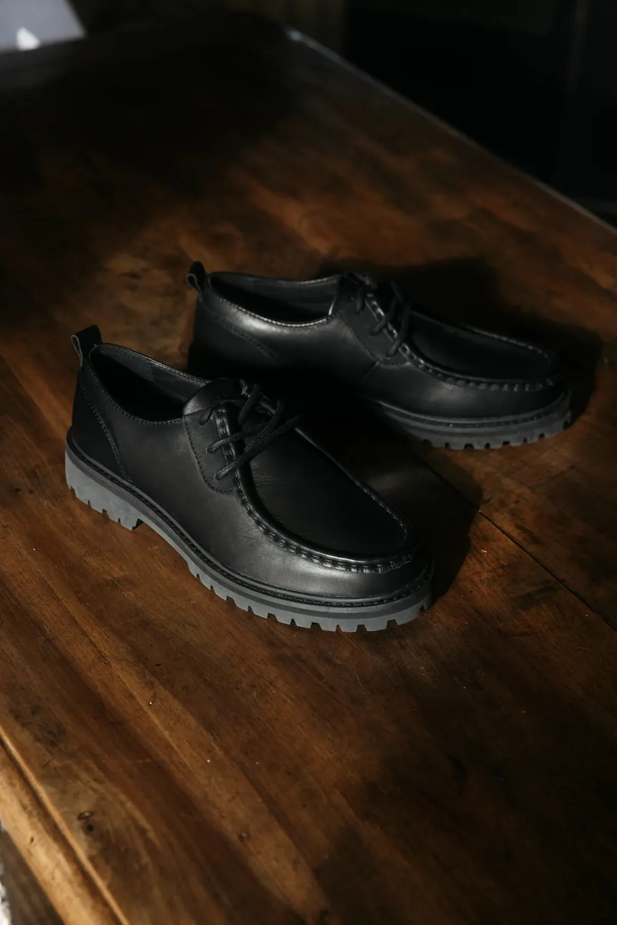 CLAE MORRISON MOC SHOES IN BLACK