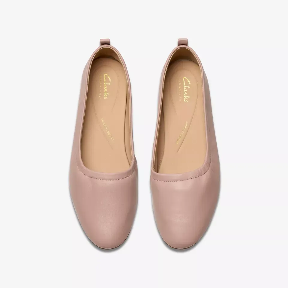 Clarks Women's Fawna Soft Light Pink Leather 26181226