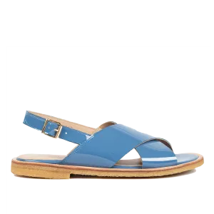 Classic cross sandal