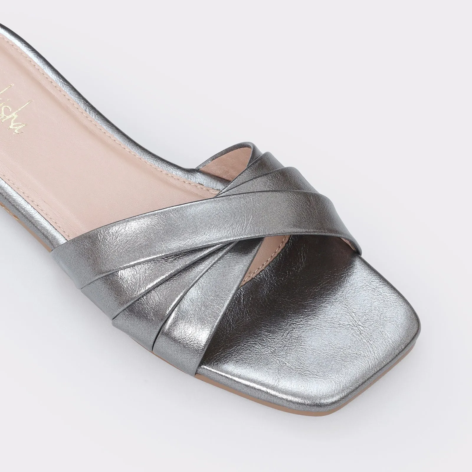 Flat Chappals For Women