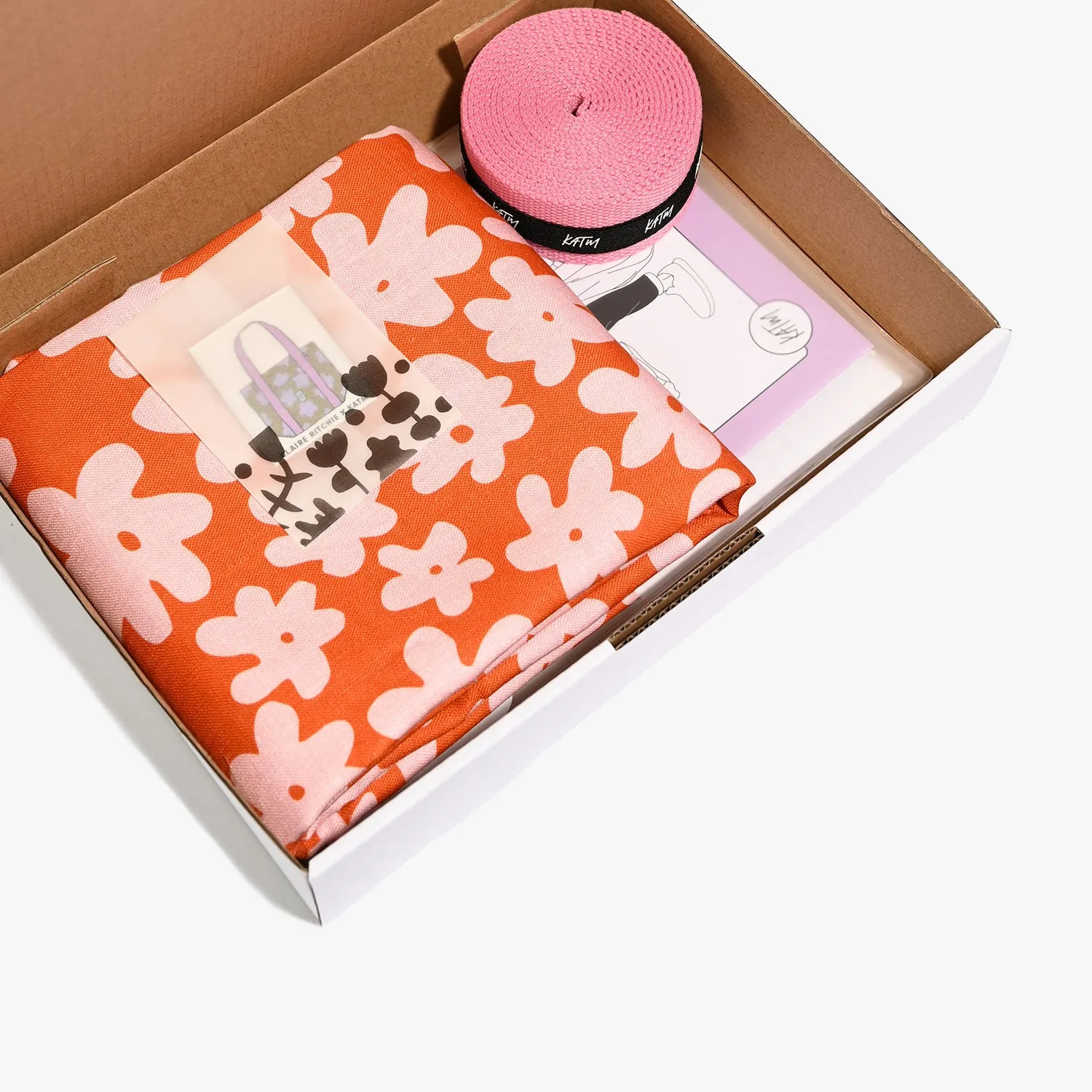 Flower Fields Fabric - Tangerine & Peach Mule Tote Sewing Kit | Claire Ritchie x KATM Mule Tote