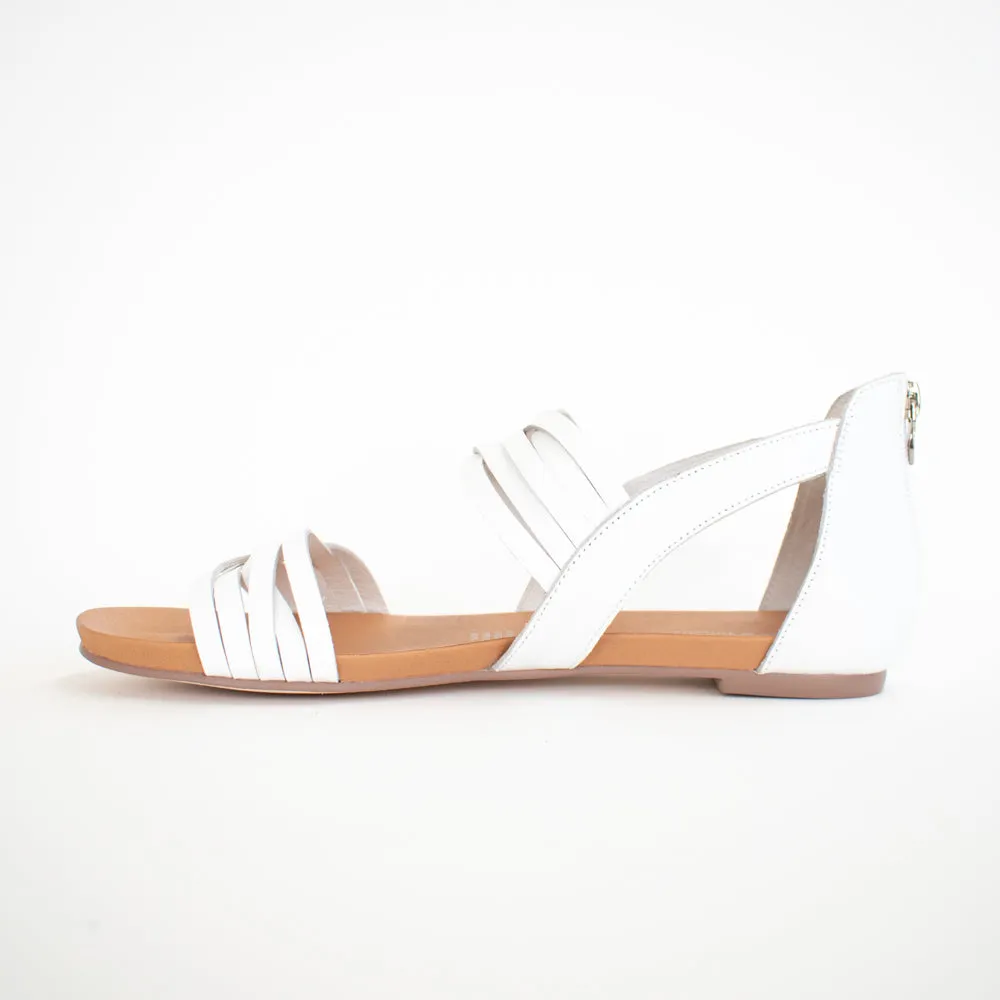 Jewelsy White