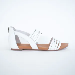 Jewelsy White