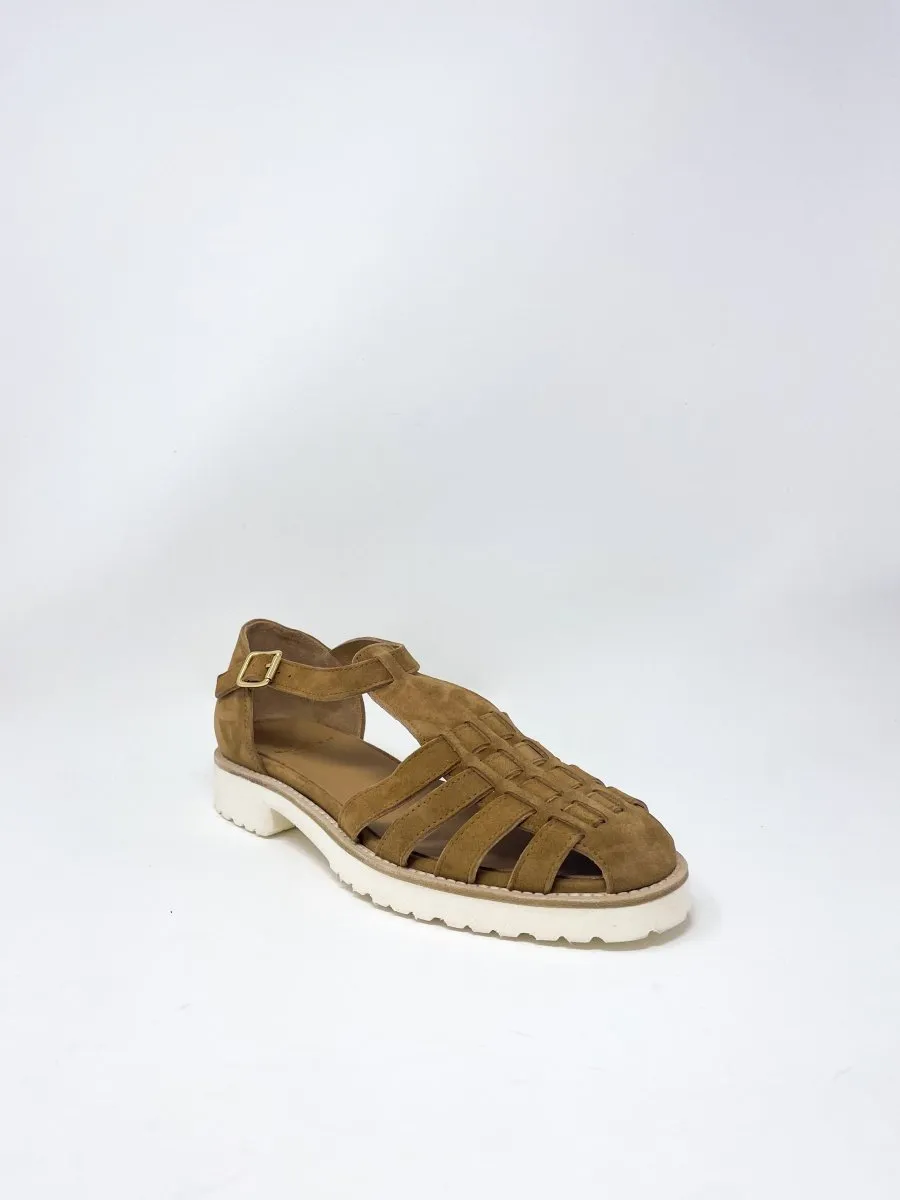Lug Sole Fisherman Loafer in Tobacco Suede
