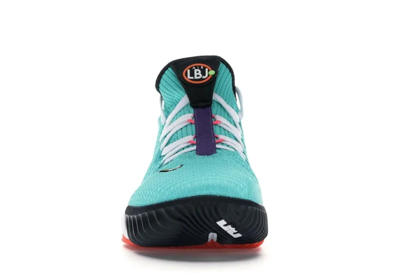 Nike LeBron 16 Low Air Max Trainer 2
