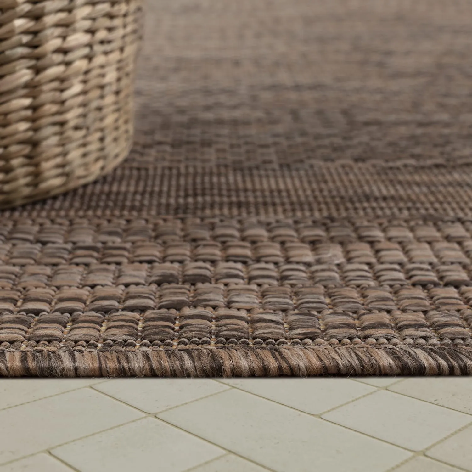 Outdoor Rug – Modern Flat-Woven – Waterproof, Durable & Weather-Resistant