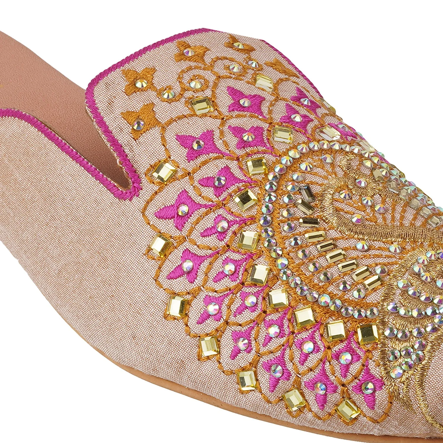 Peacock Embroidery Mule Jutti