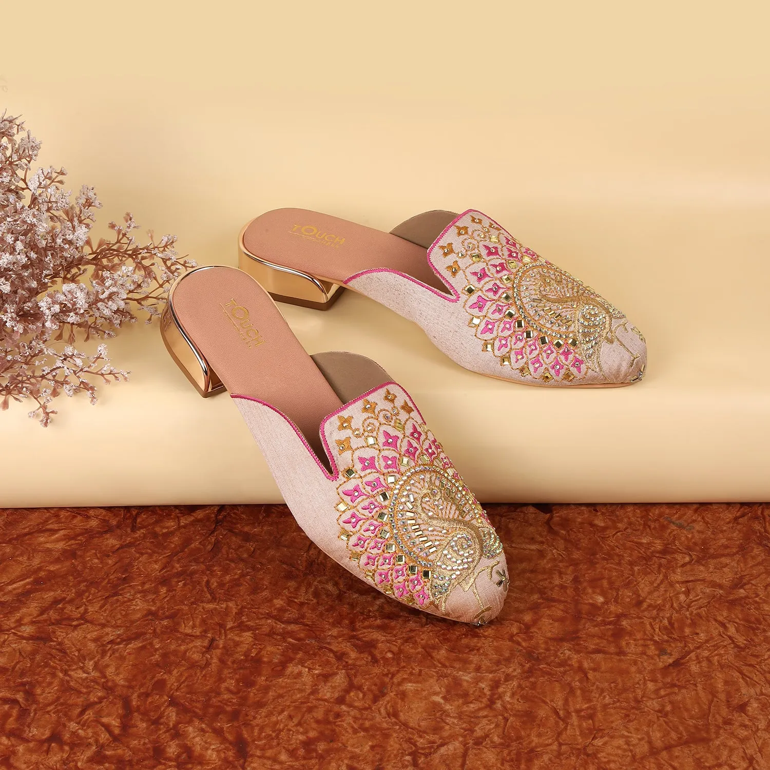 Peacock Embroidery Mule Jutti