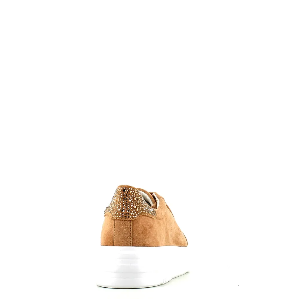Regarde Le Ciel Regina Trainer Desert Suede
