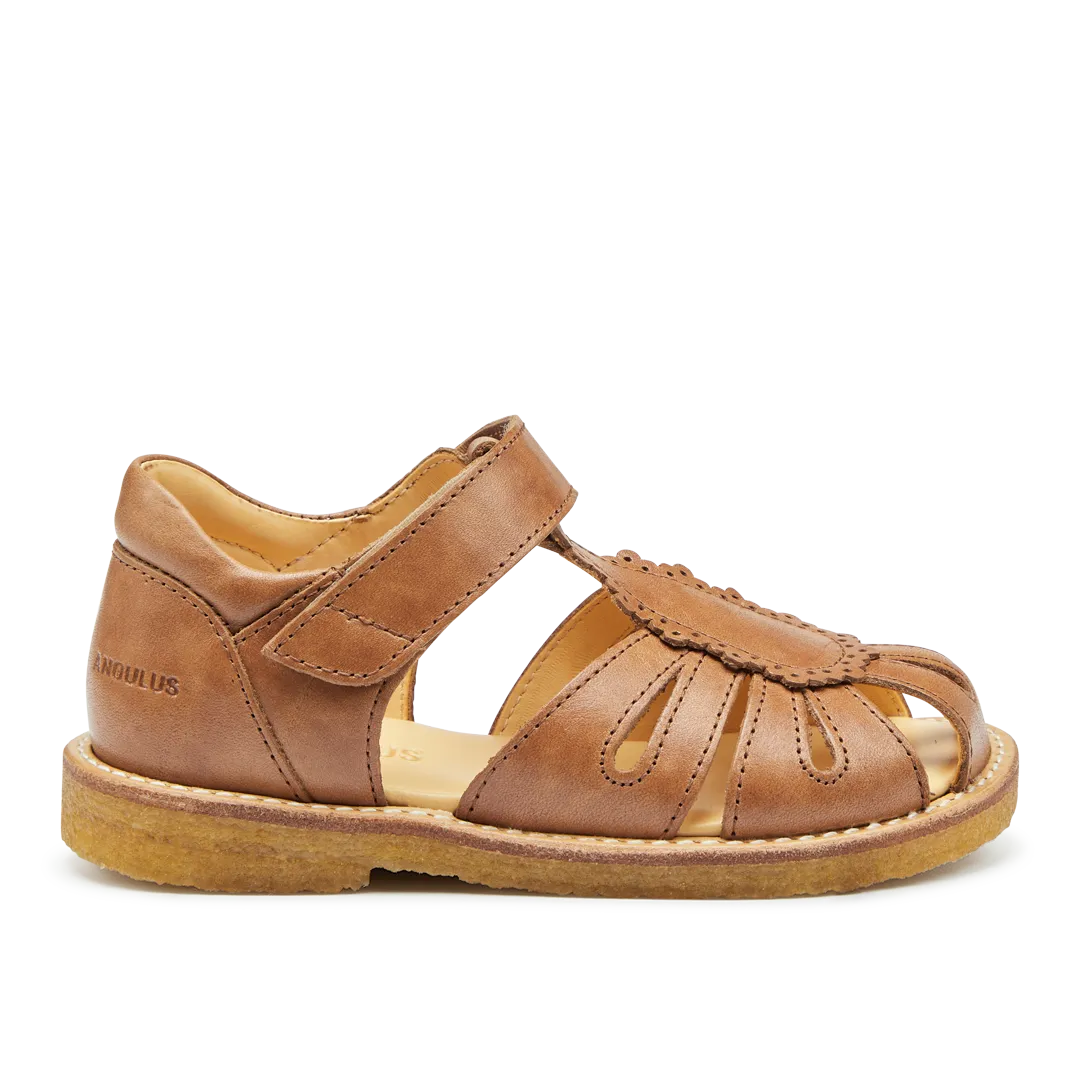 Sandal with drop detail and velcro closure