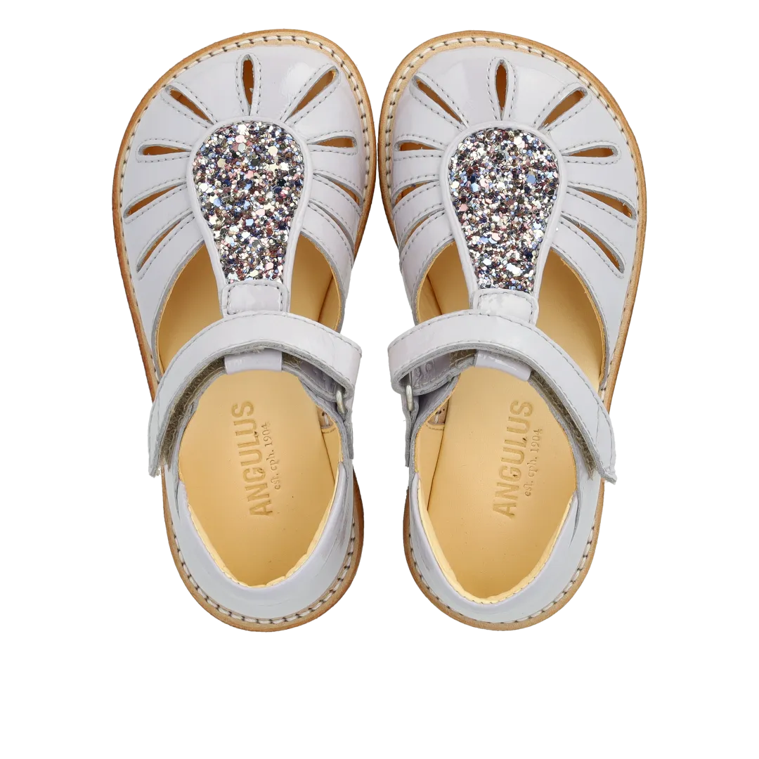 Sandal with drop detail in sparkling glitter