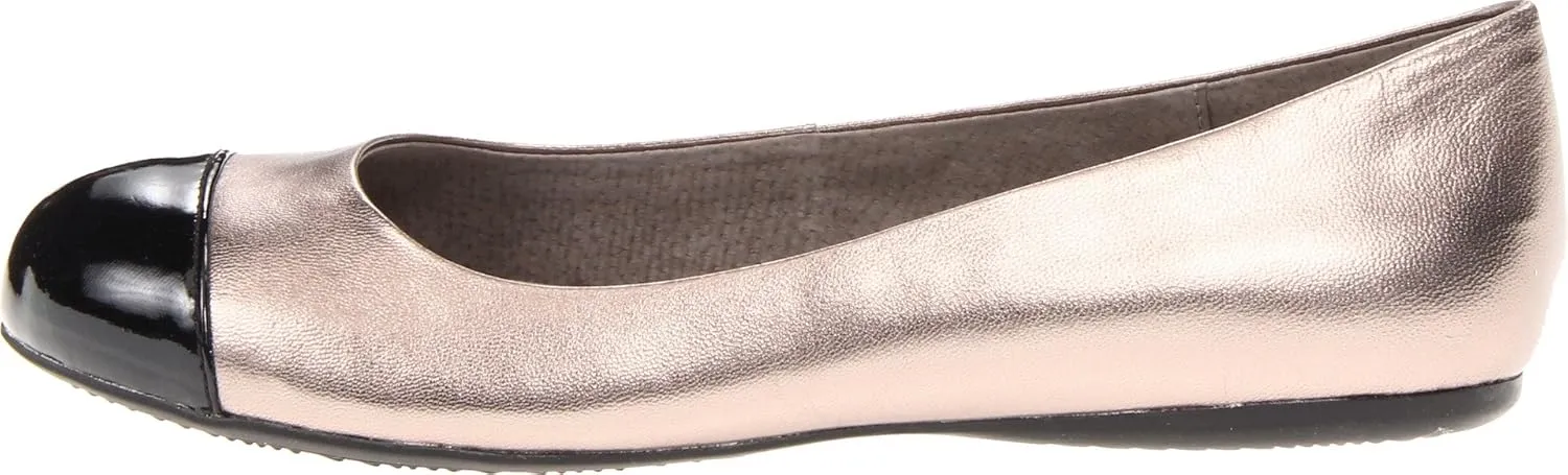 SoftWalk Womens Napa Ballet Flat