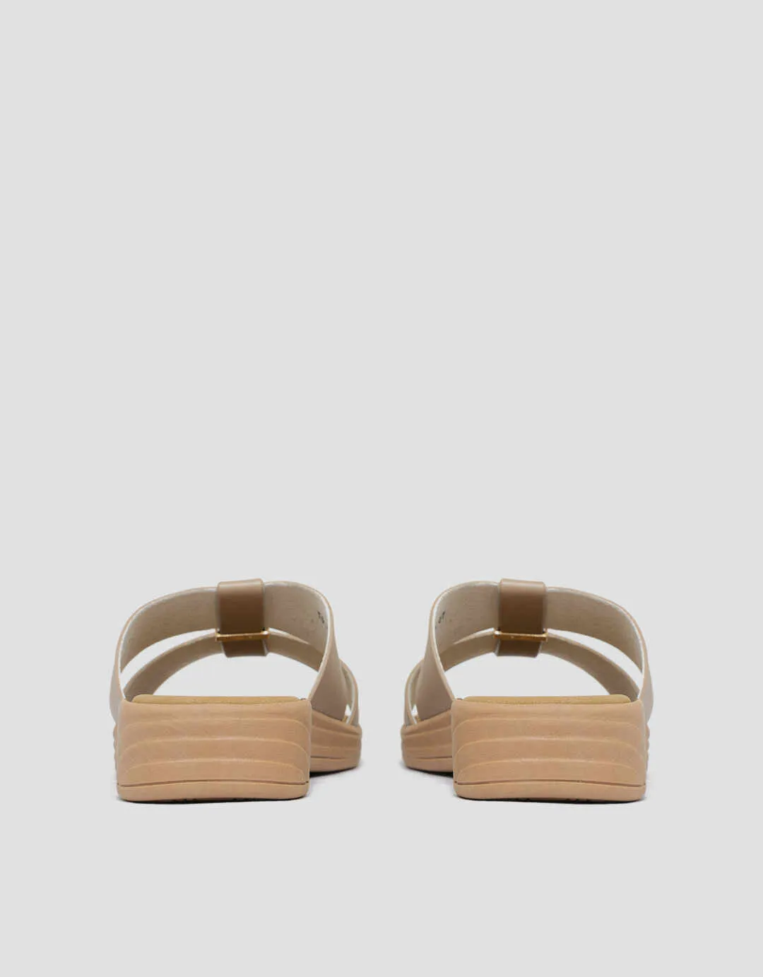 St. Yves Jvmily Simply Sandal Slipper Wanita