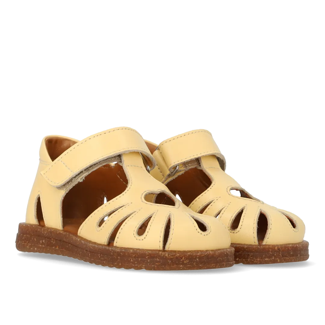 Starter heart sandal