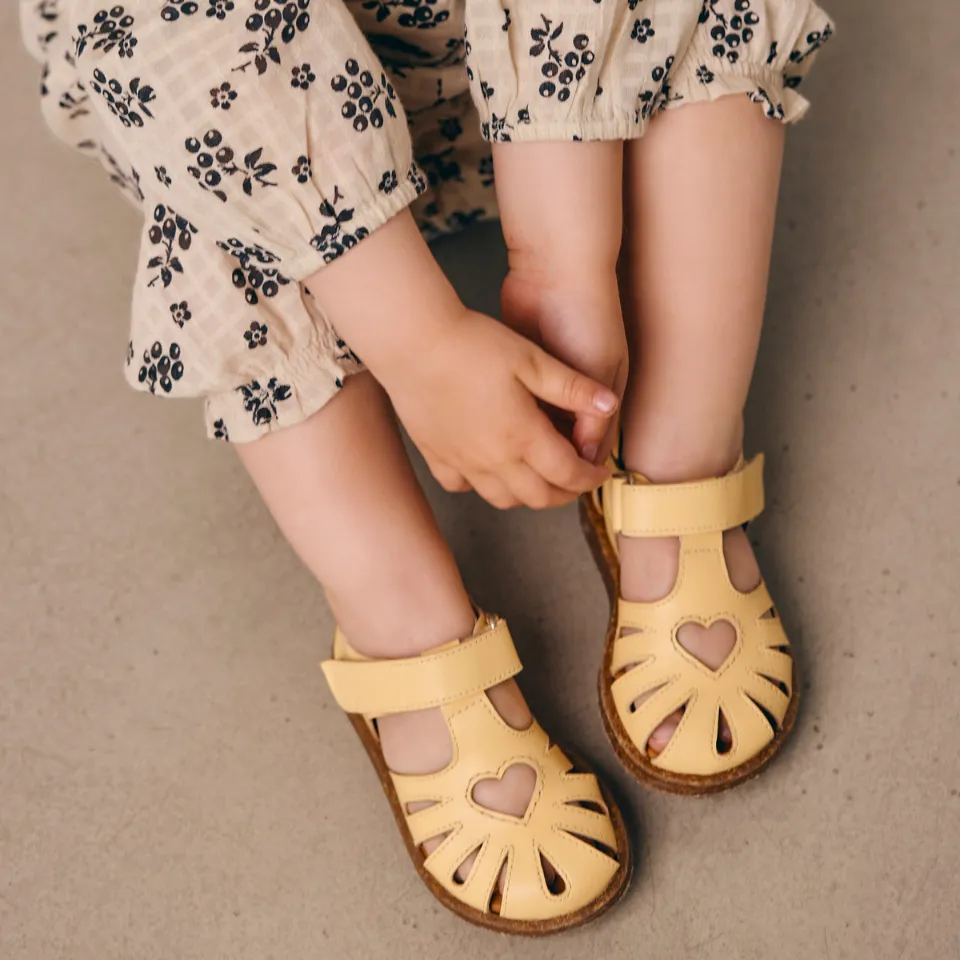 Starter heart sandal