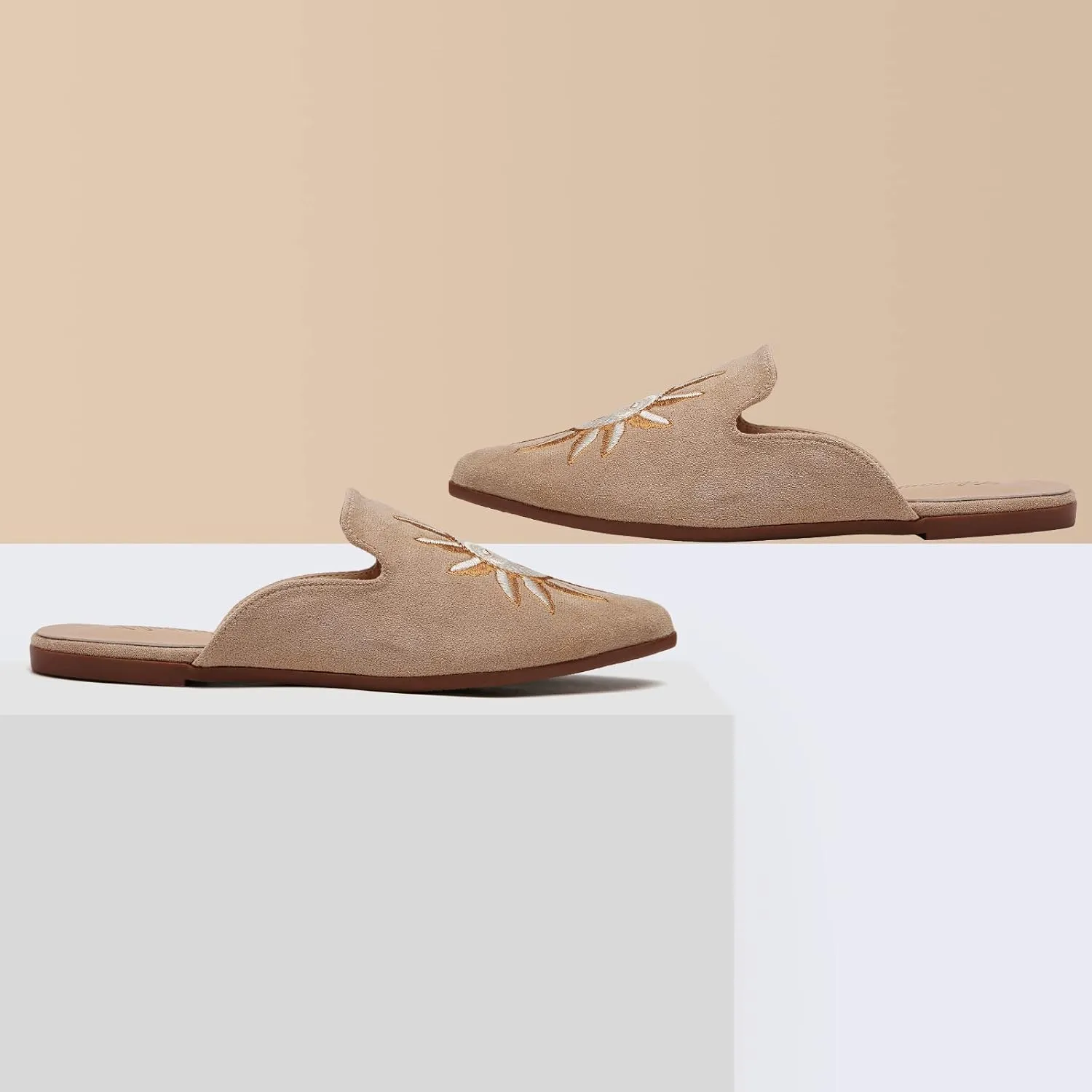 Tilocow Mules for Woman Comfortable Pointed Toe Backless Loafers Flat Mule Business Casual Shoes Slides Slip on