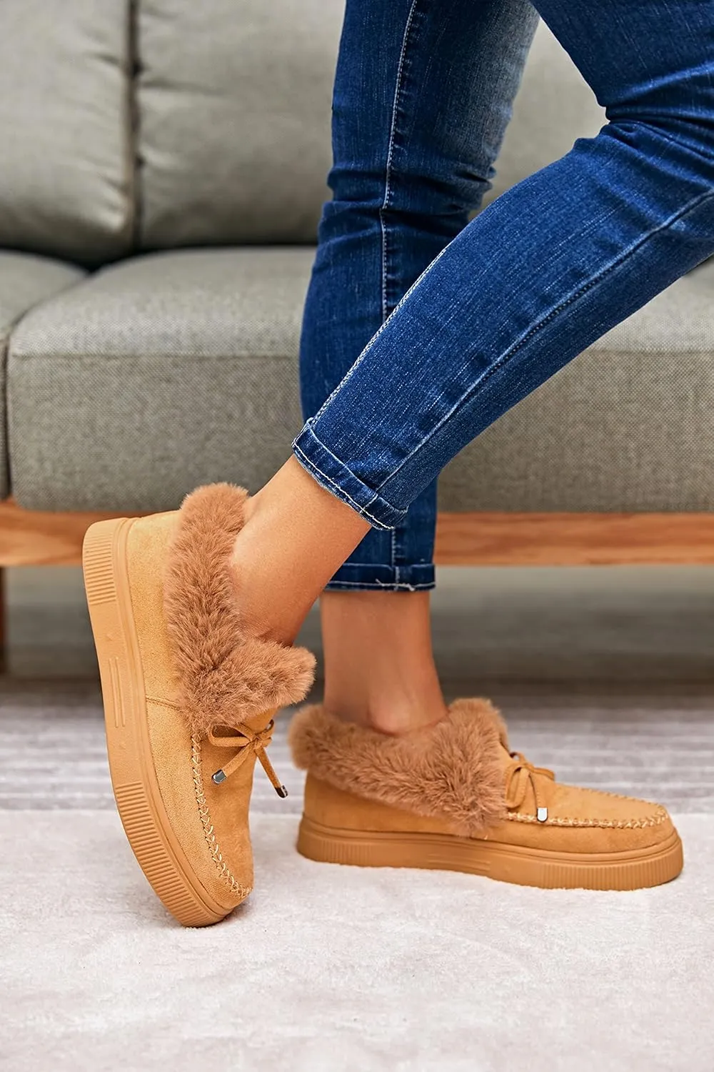 TINSTREE Winter Flat Boots Warm Durable Shoes Casual Fashion Fur Lining Ankle Snow Boots Loafer Flats Platform Thick Plush Shoes for Women