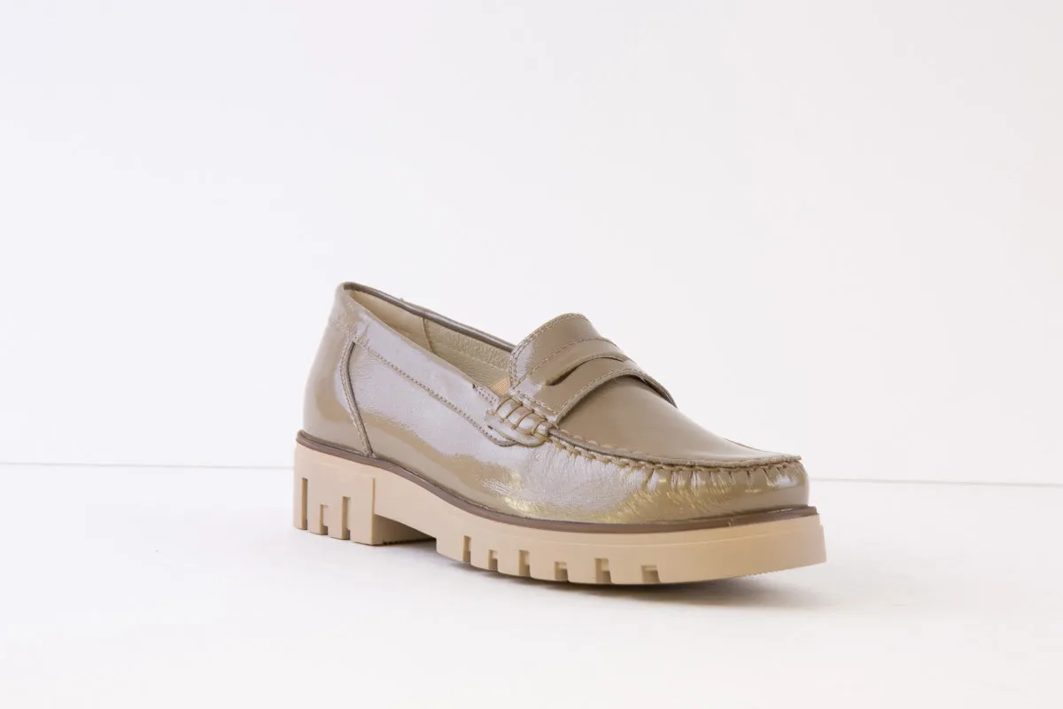 WALDLAUFER - 723502 156 SERENA-CHUNKY LOAFER - TAUPE PATENT